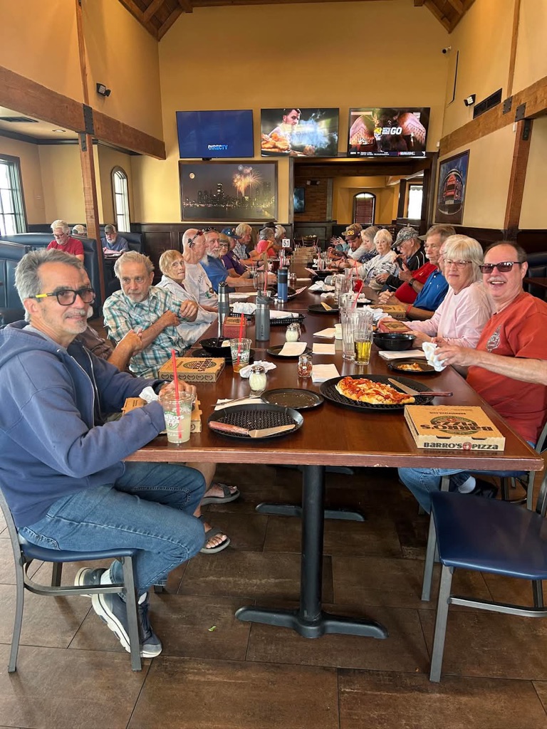 Barros pizza outing